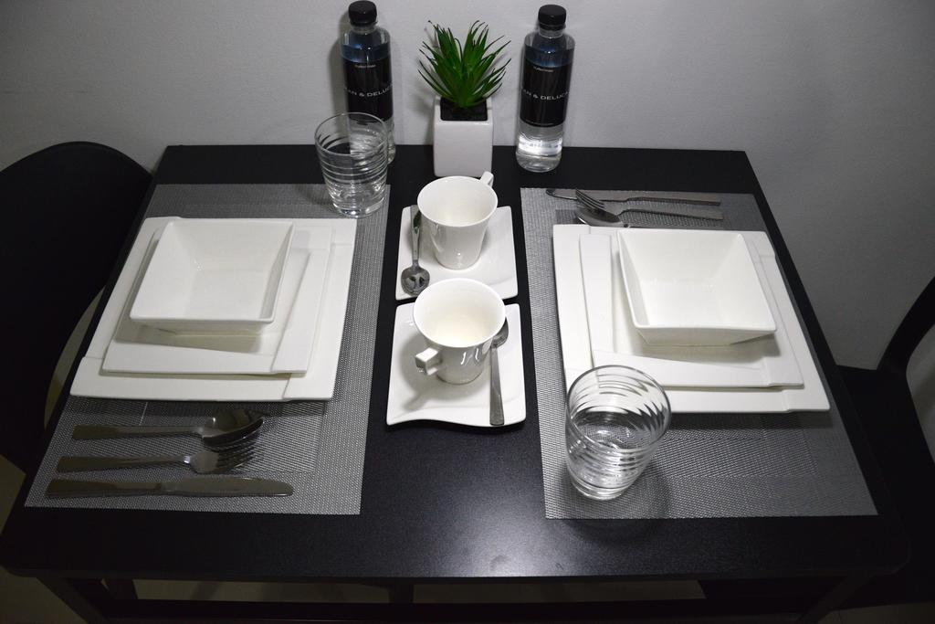 Jazz Makati Luxury Apartment Manila Exterior photo