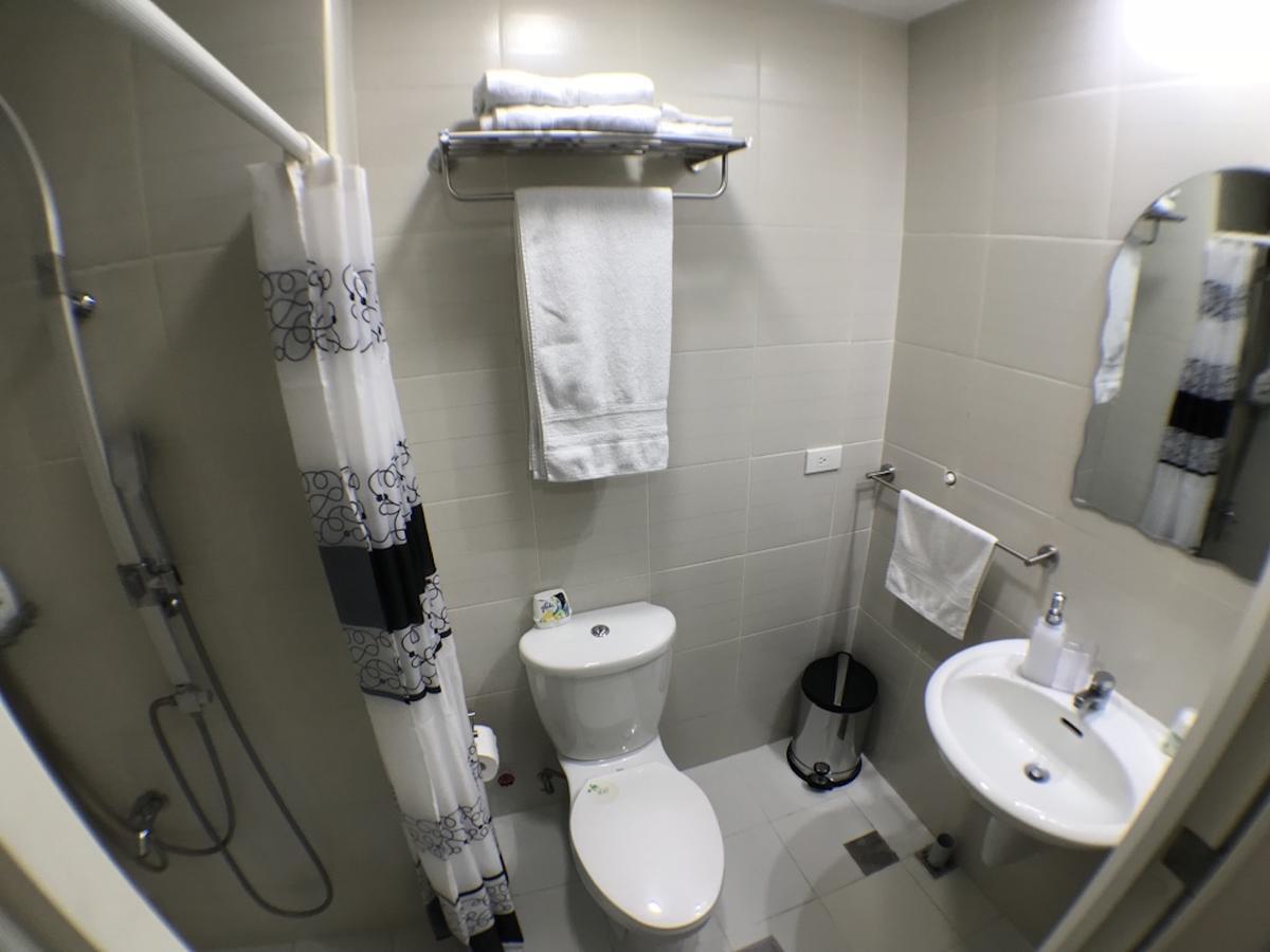 Jazz Makati Luxury Apartment Manila Exterior photo