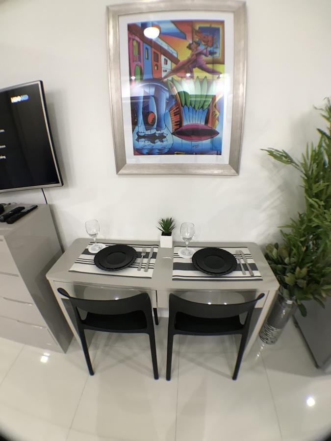 Jazz Makati Luxury Apartment Manila Exterior photo