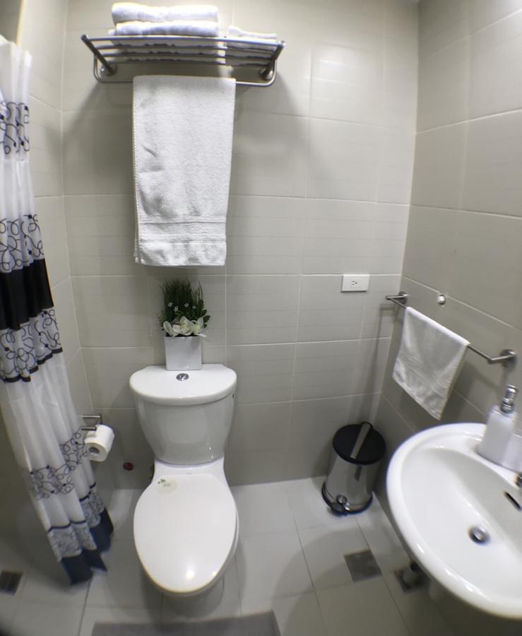 Jazz Makati Luxury Apartment Manila Exterior photo